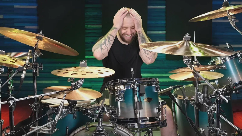 ASSISTA: Baterista do Slipknot, Eloy Casagrande Enfrenta Desafio Insano do Drumeo