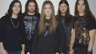 Angra Lembra do Primeiro Astronauta Brasileiro com Música Bônus