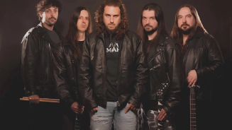 ASSISTA: Armahda Retorna com Single Misterioso "The Lost City"