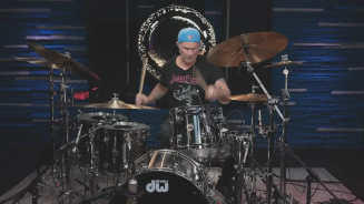 Assista: Chad Smith toca "Bring Me The Horizon" pela primeira Vez