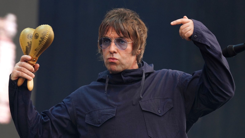 Liam Gallagher abandona ofensas e promete paz com Noel na reunião do Oasis