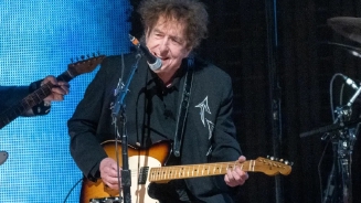 Assista: Bob Dylan Traz de Volta "All Along the Watchtower" Após Seis Anos