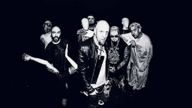 Assista: Shavo Odadjian, do System of a Down, lança "Alive", nova faixa com o Seven Hours After Violet